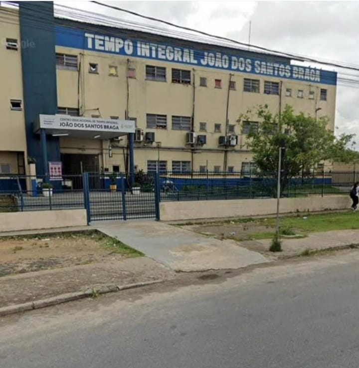 Governo Cidade-Wilson Lima gasta R$ 127 milhões em merenda, mas crianças ainda sofrem com comida estragada nas escolas do Amazonas